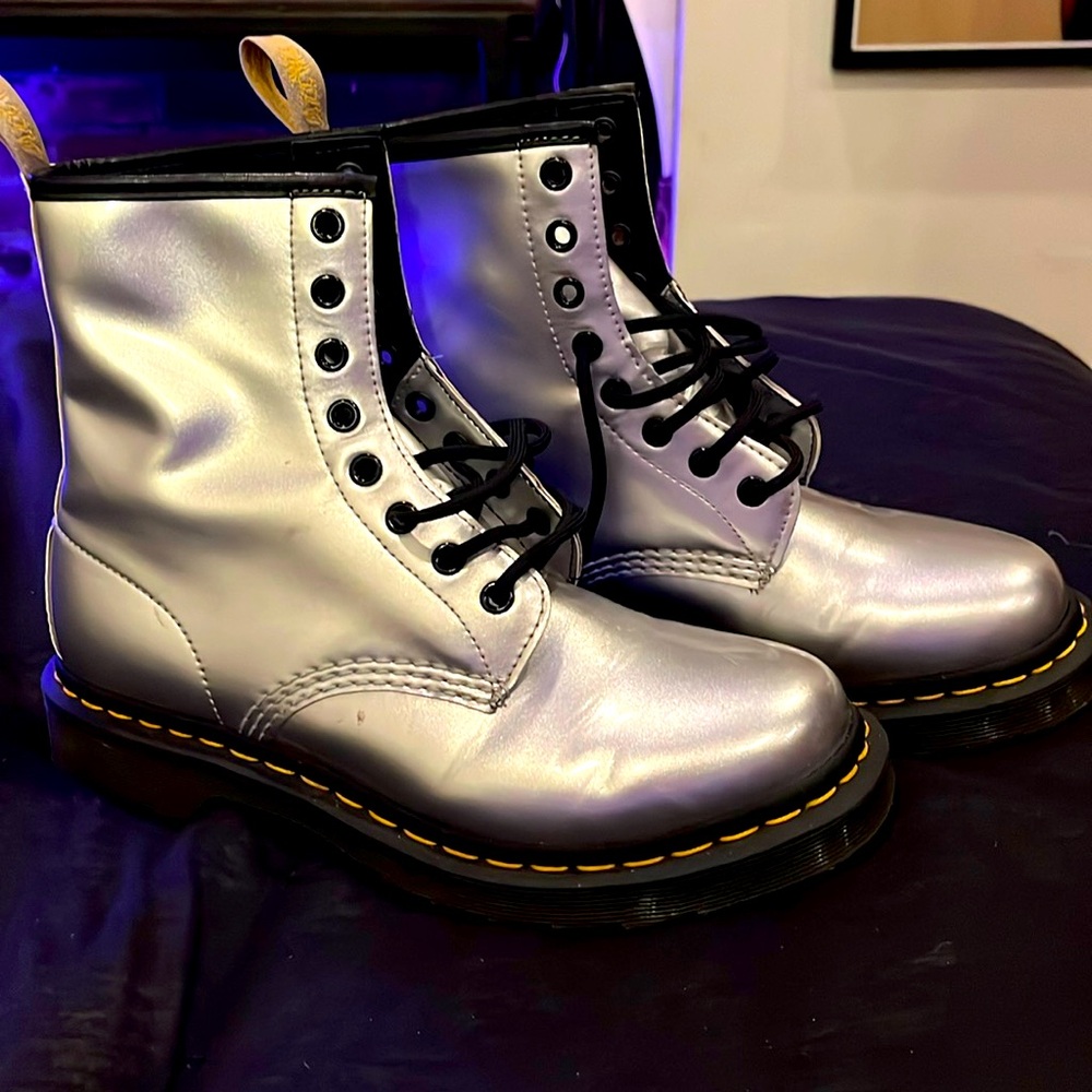 DOC MARTENS METALLIC ⚡️